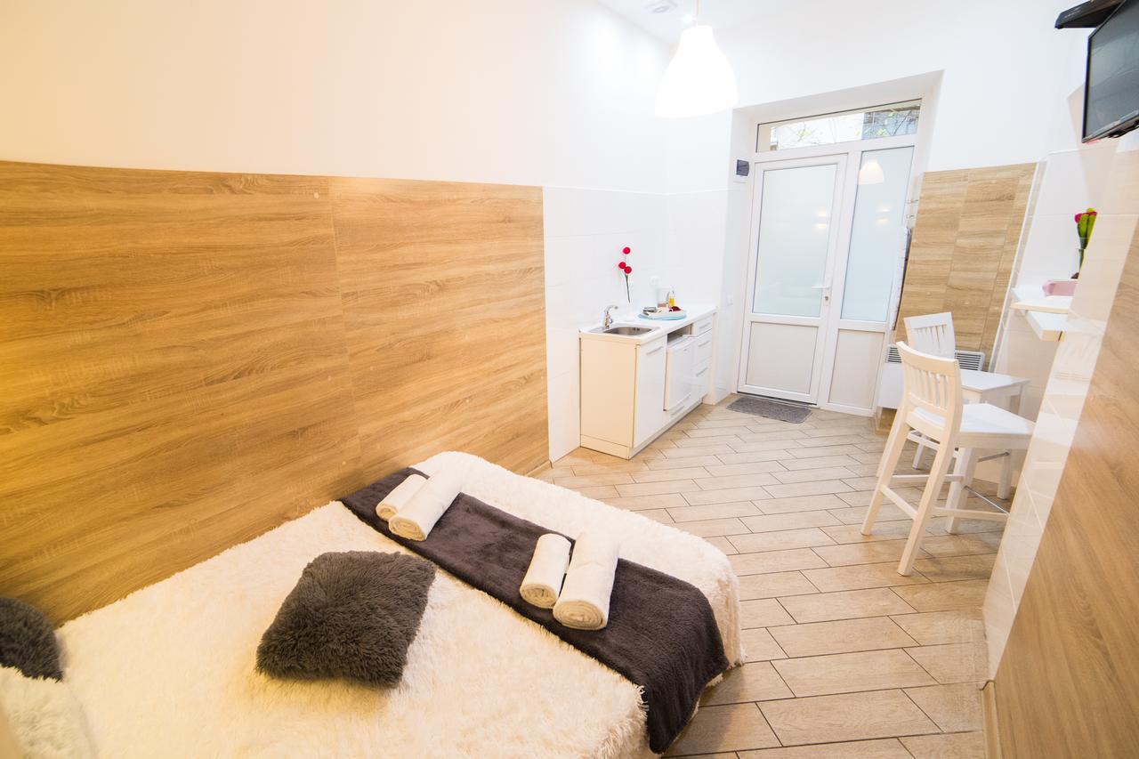 Smart Apartment On Filatova إلفيف المظهر الخارجي الصورة