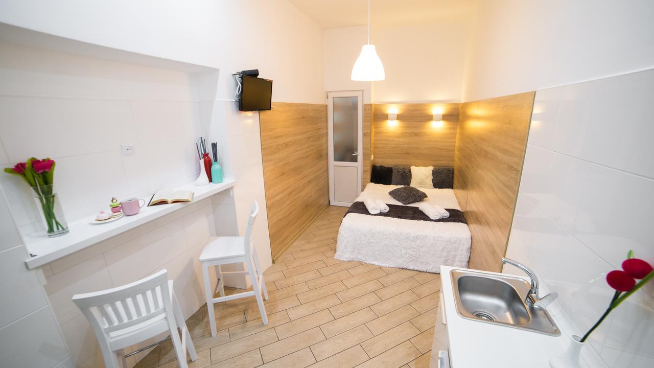 Smart Apartment On Filatova إلفيف المظهر الخارجي الصورة